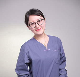 李晶